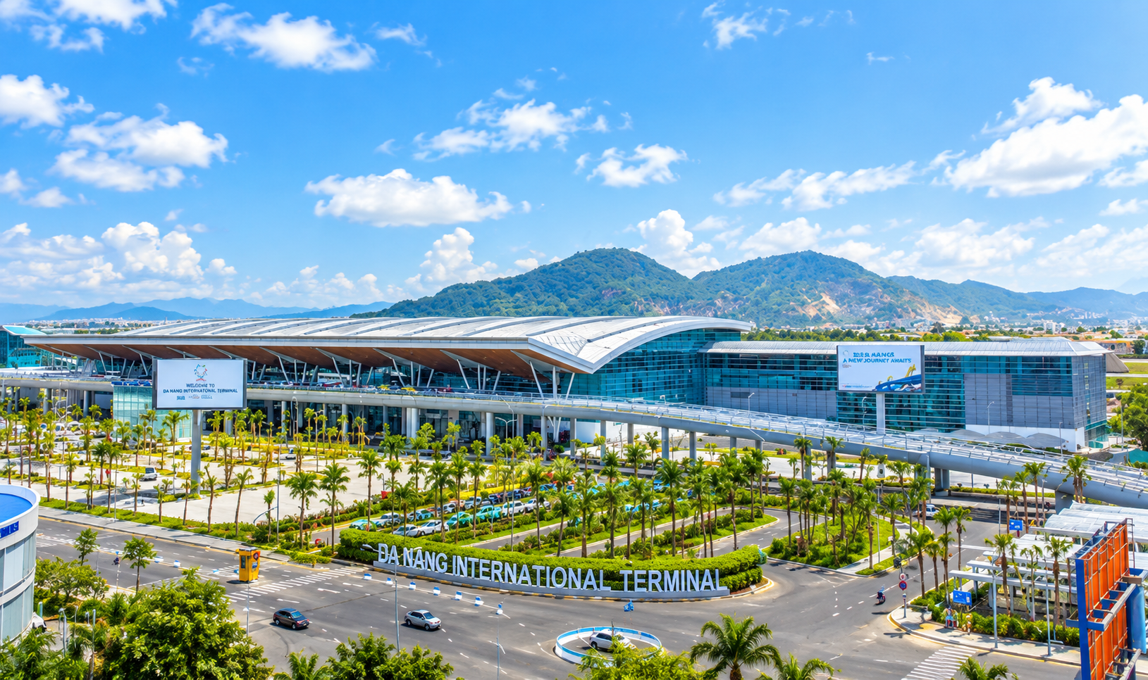 Grand World & Fly to Da Nang