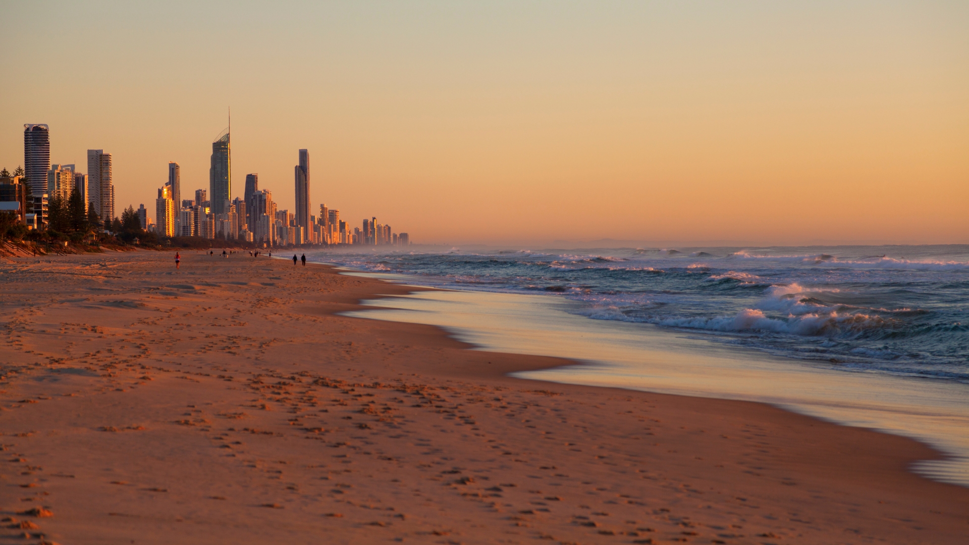 Surfers Paradise Exploration