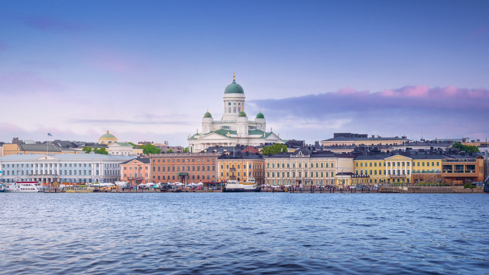Fly from Rovaniemi to Helsinki