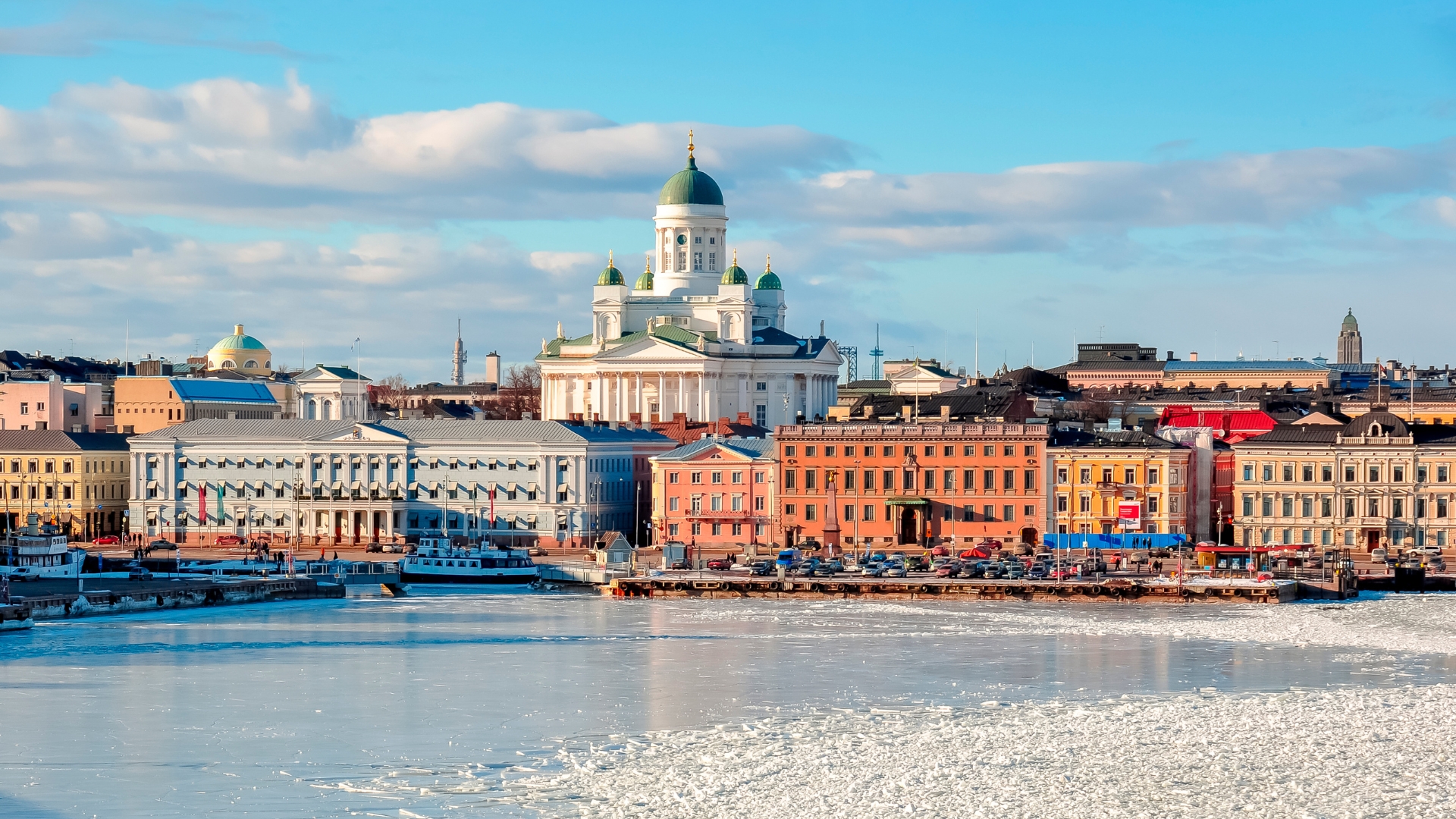 Fly from Rovaniemi to Helsinki