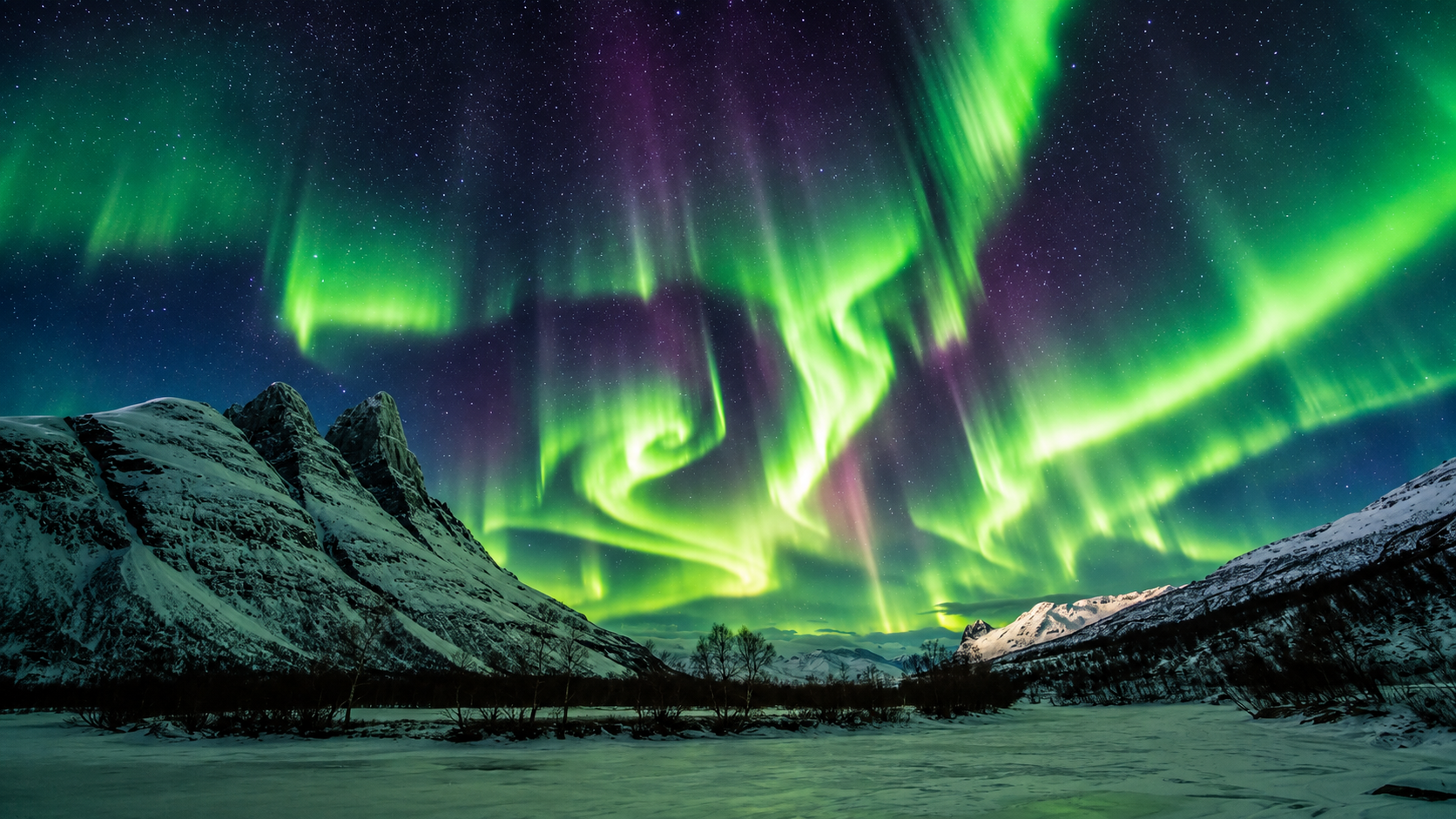 Santa Claus Village & Northern Lights Chase